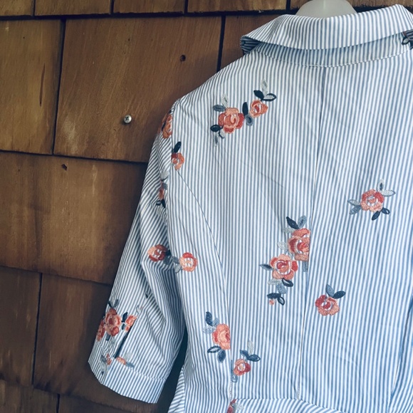 Gracia Women's Striped and Embroidered Flowers Midi Shirt Dress Size Small - Picture 9 of 12